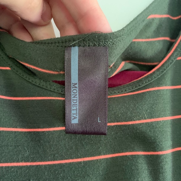 Striped Workout Tank Top size Large - Picture 2 of 4